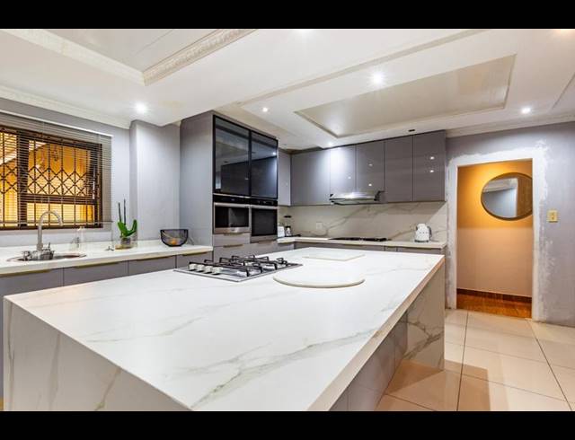 4 BEDROOM HOUSE FOR SALE IN PELHAM